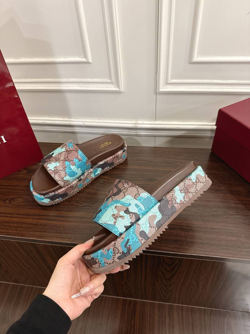 GUCCI Floral GG Canvas Heel Slides — صورة 1
