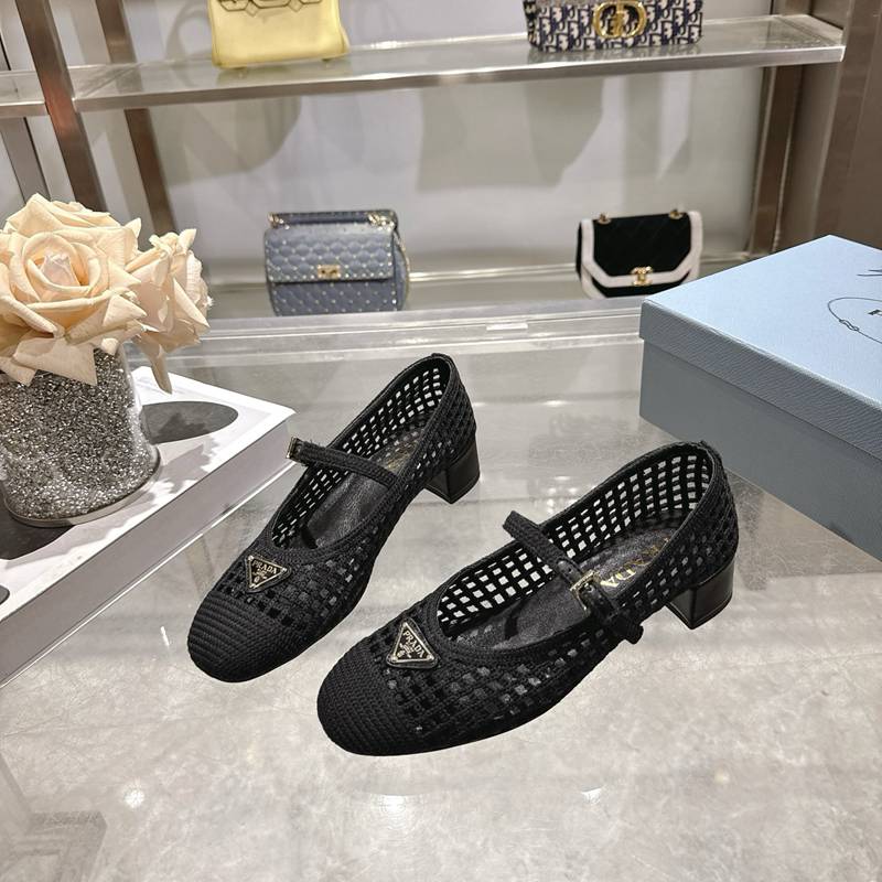 Prada Woven Mary Jane Block-Heel Pumps — صورة 1