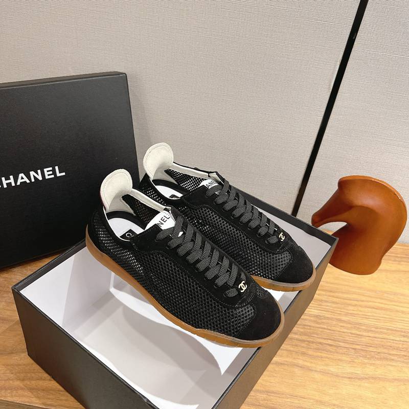 Chanel Mesh & Suede Sneakers — صورة 1
