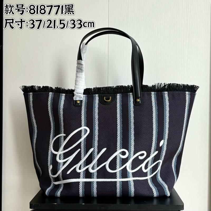 Gucci Embroidered Canvas Tote Bag — صورة 1