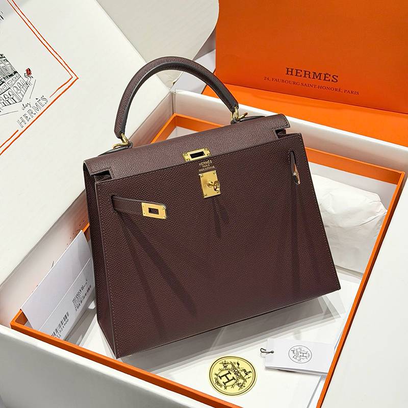Hermès Structured Top Handle Bag — صورة 1